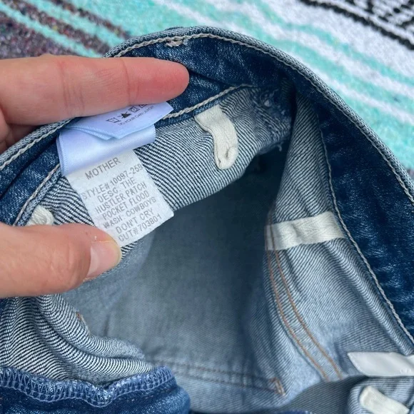 MOTHER denim - Hustler Patch Pocket flood jeans, size 28 - Picture 6 of 9